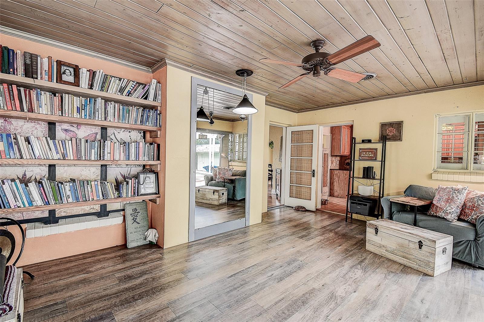 401 32ND STREET WEST