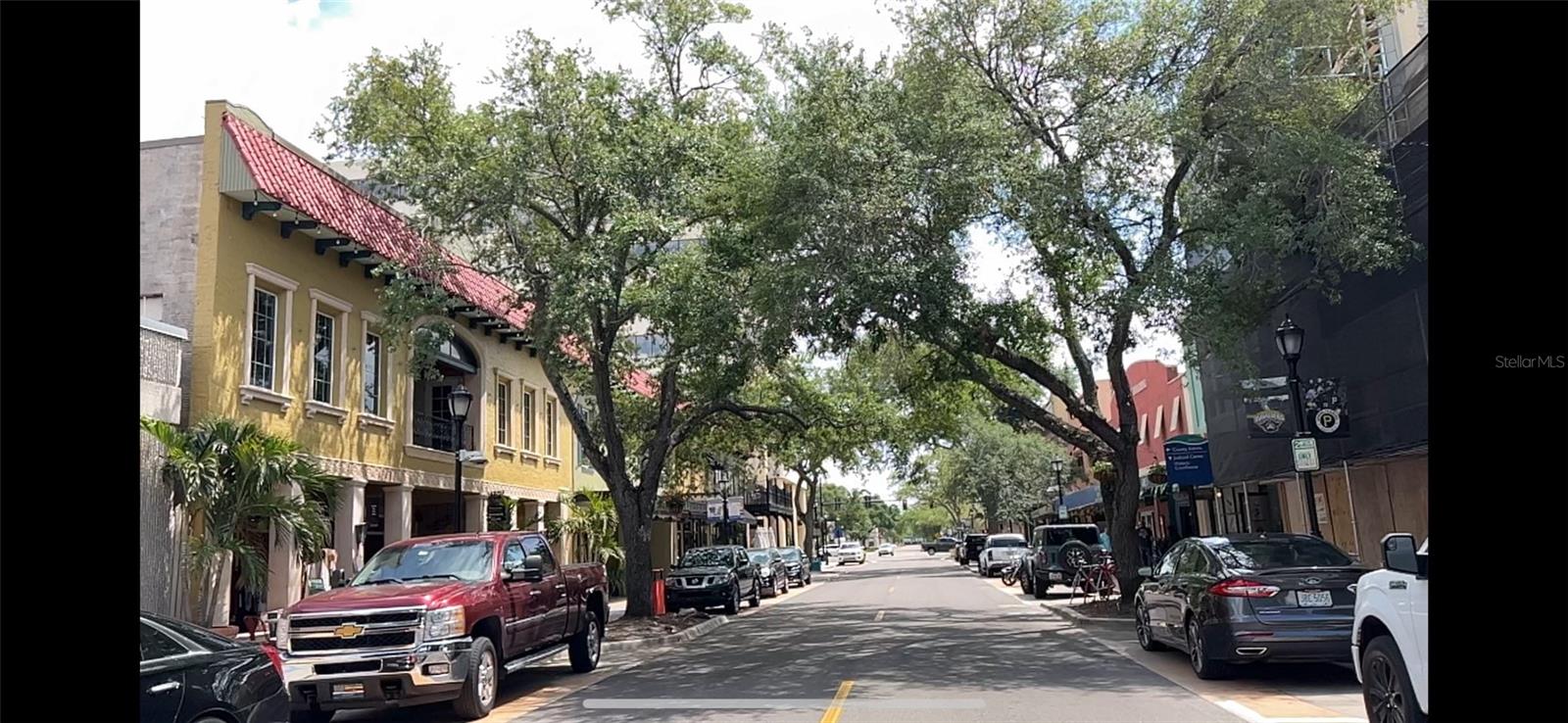 401 32ND STREET WEST