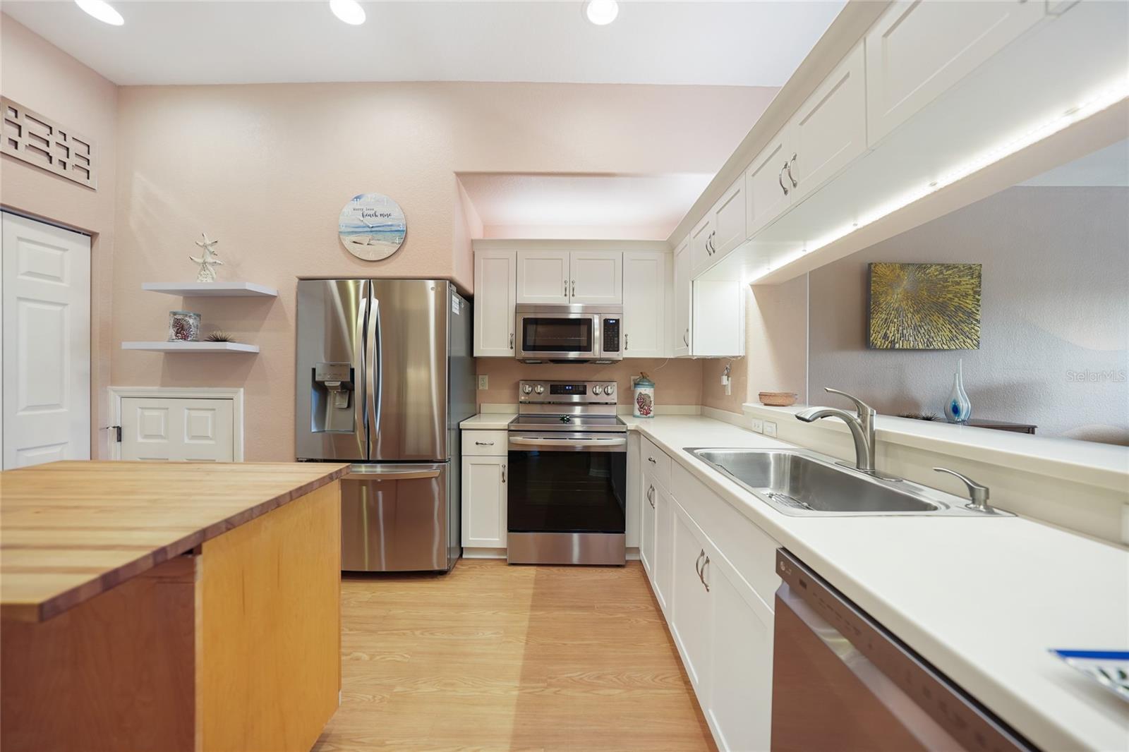 1204 TRIANO CIR #1204