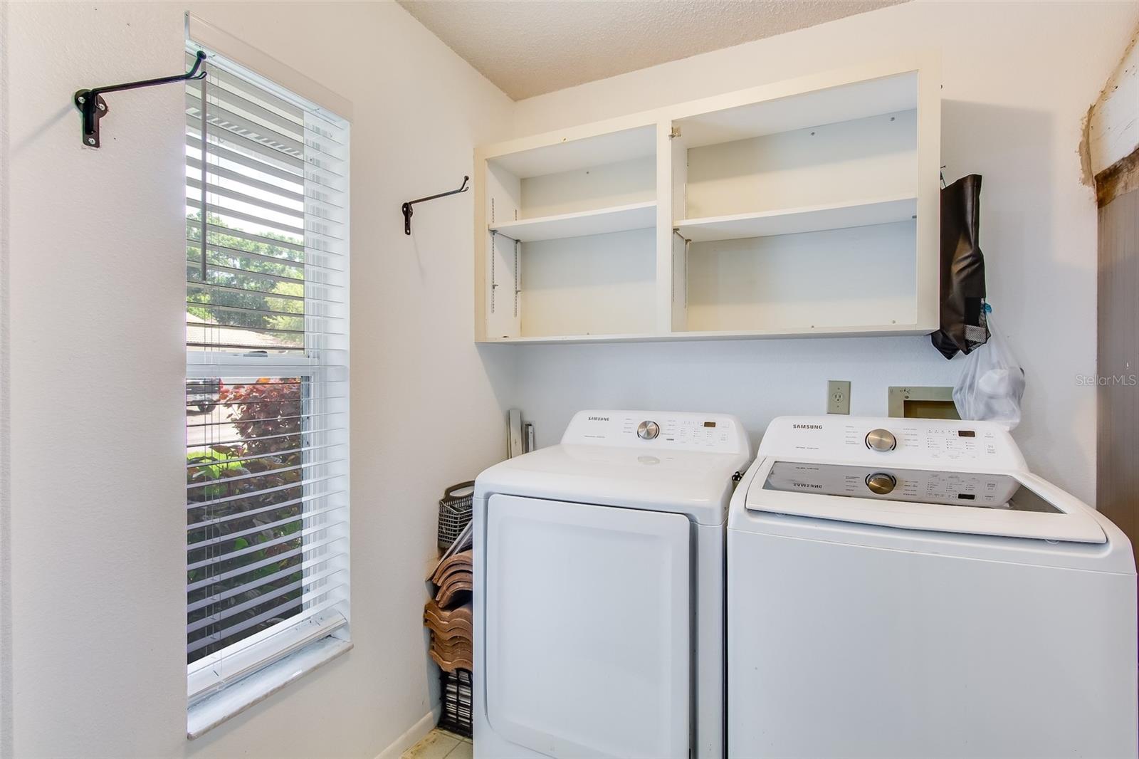 5723 GARDEN LAKES DR