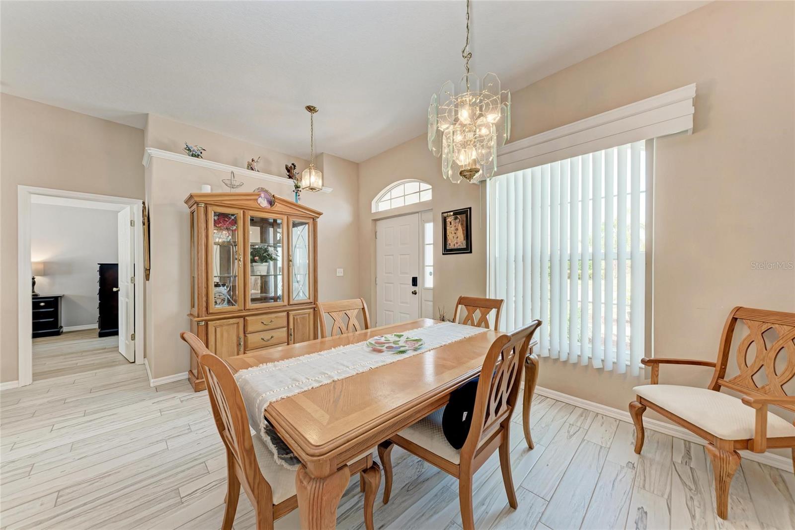 5766 STONE POINTE DR