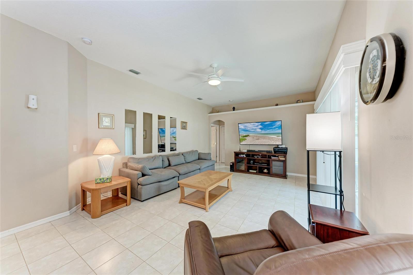 5766 STONE POINTE DR