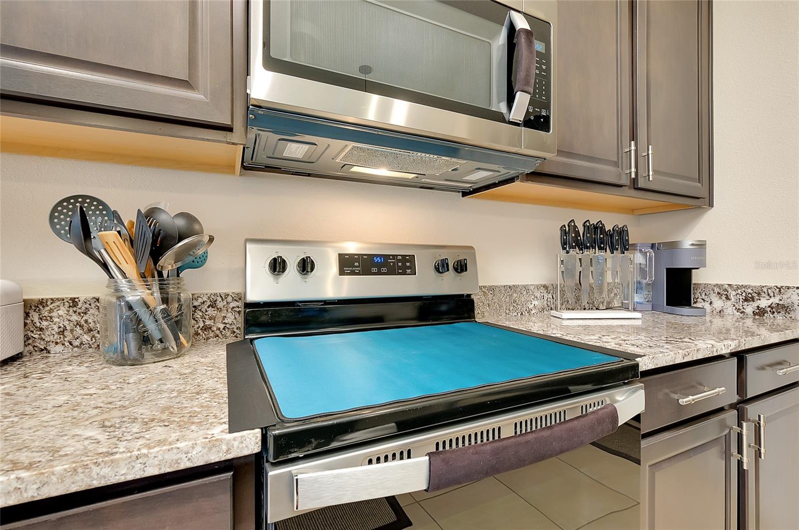 5222 GRANITE DUST PL