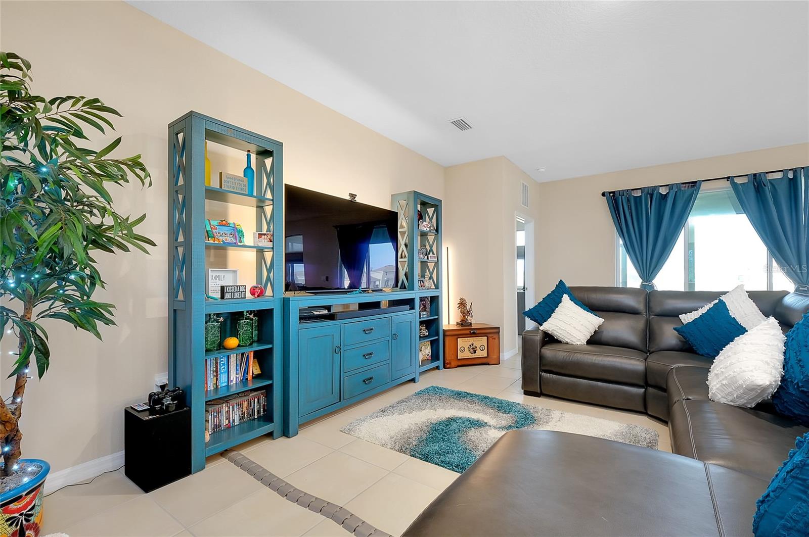 5222 GRANITE DUST PL