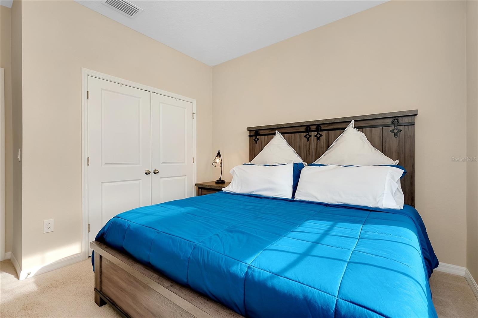 5222 GRANITE DUST PL