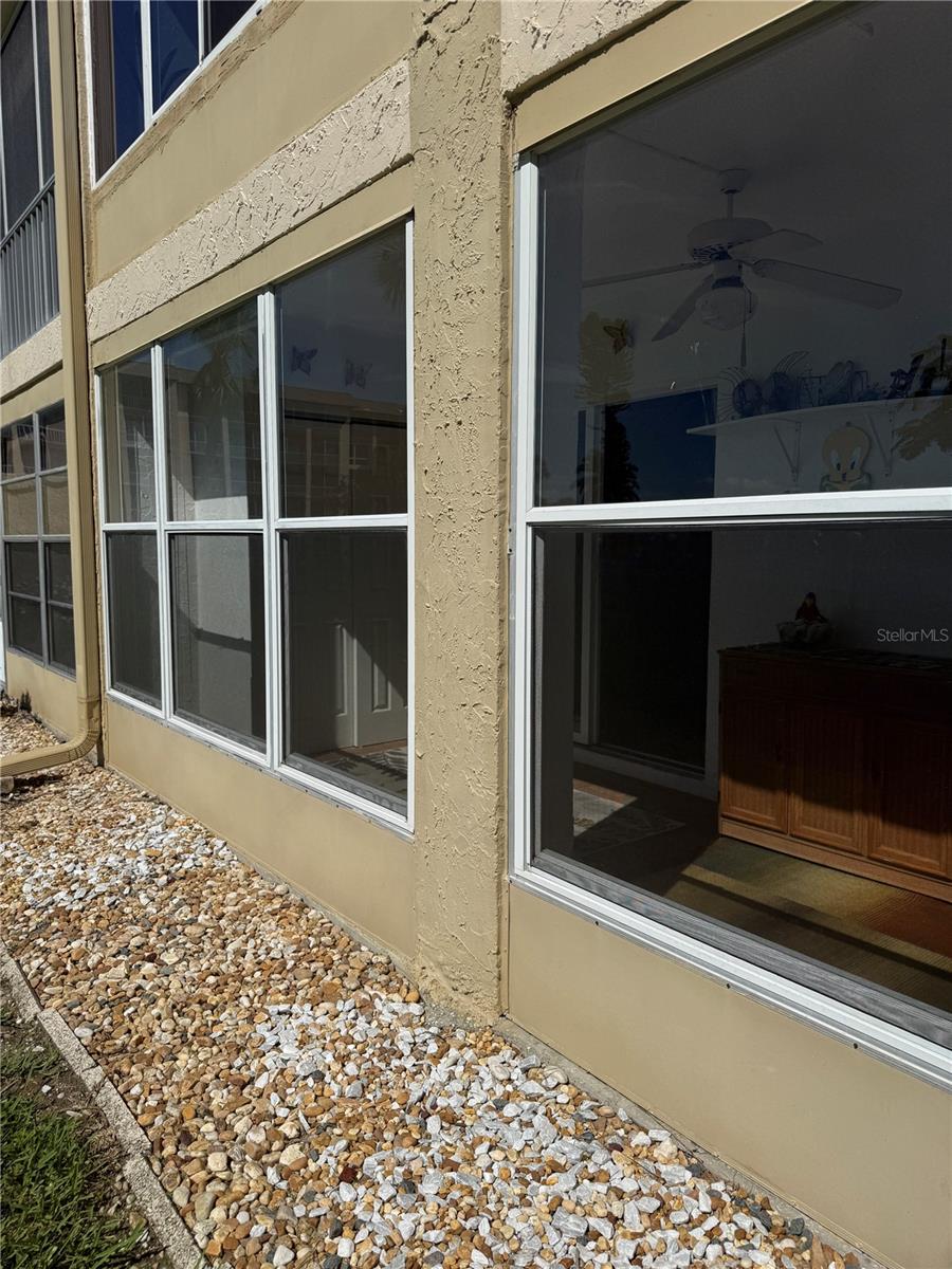 3697 LAKE BAYSHORE DR #H-109