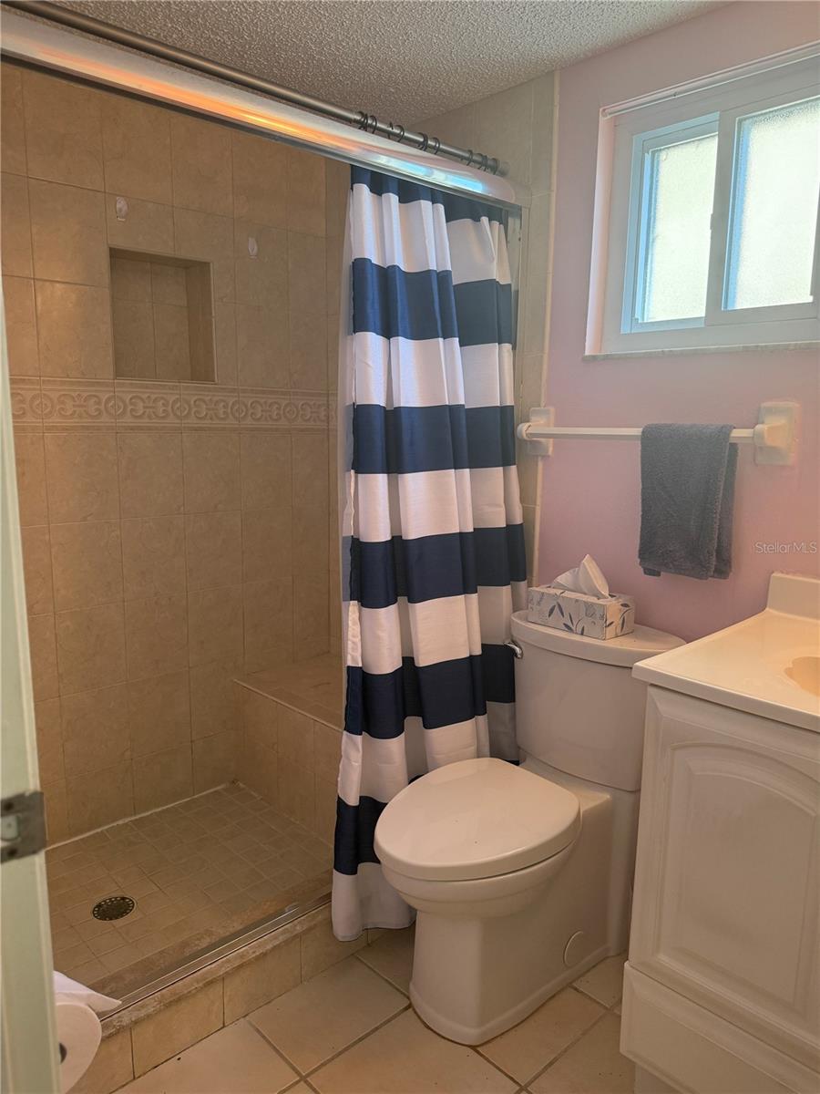 3697 LAKE BAYSHORE DR #H-109