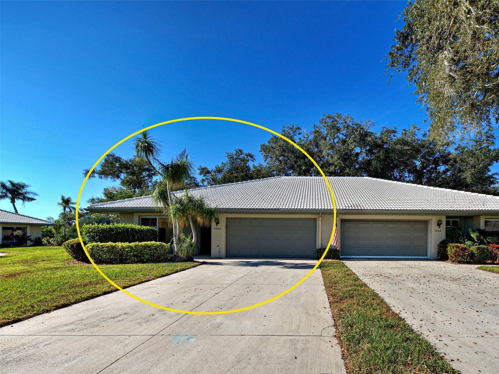 3064 CROWN HERON PT