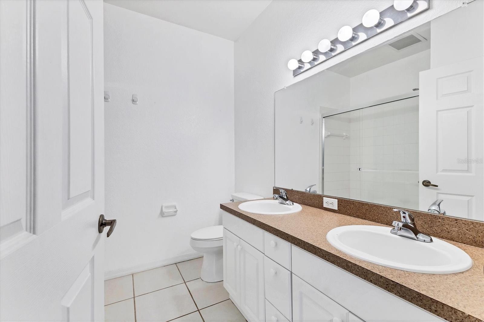 3921 MEDITERRANEA CIR #212