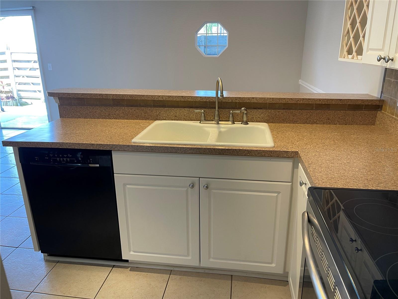 6860 WHITMAN CT #32B