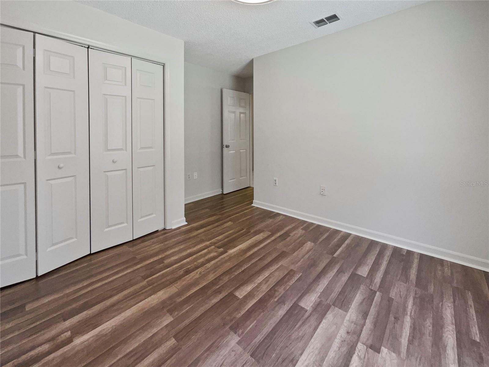 5731 FORESTER OAK CT