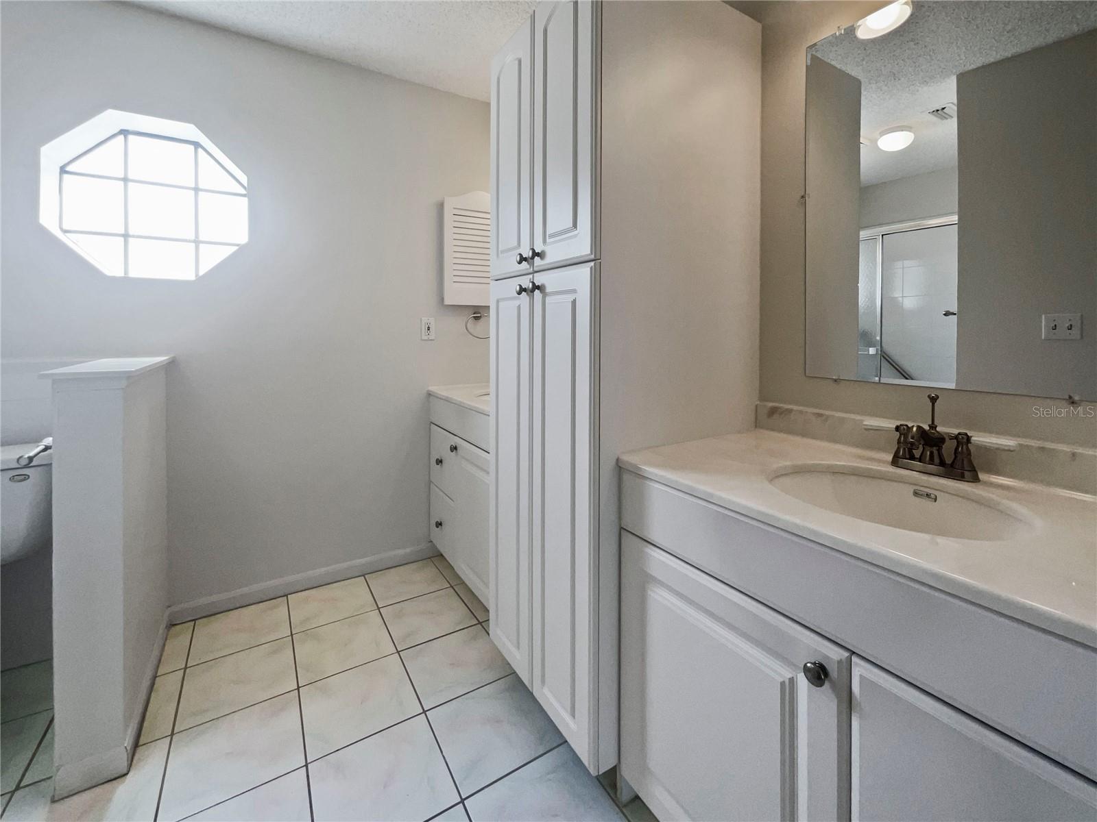 5731 FORESTER OAK CT