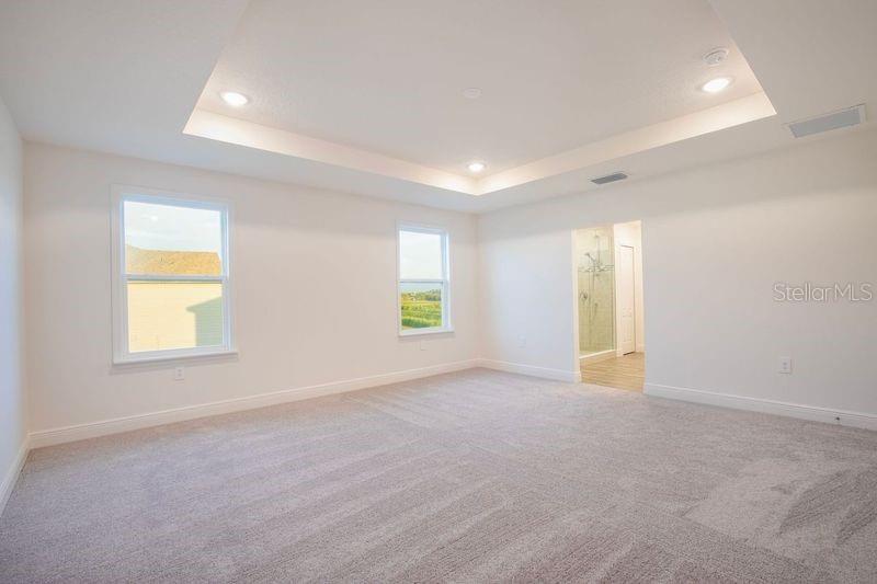 2104 CITRUS BREEZE DR