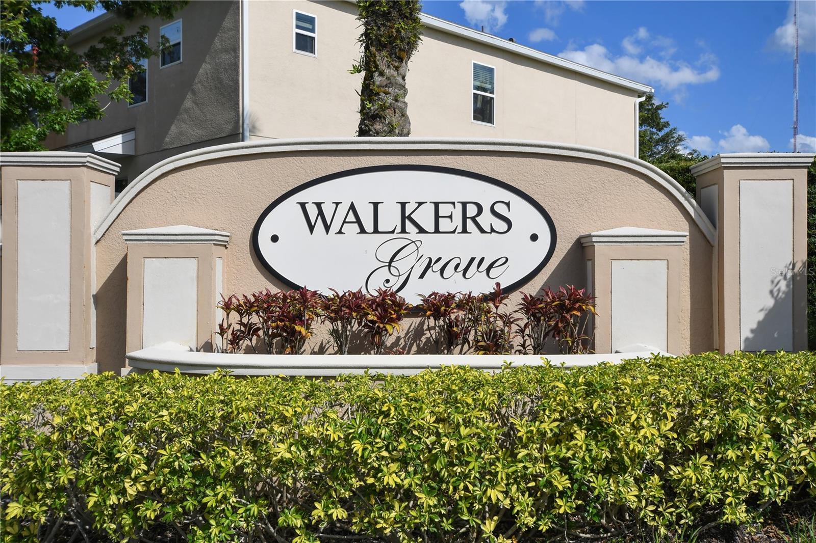 814 WALKERS GROVE LN