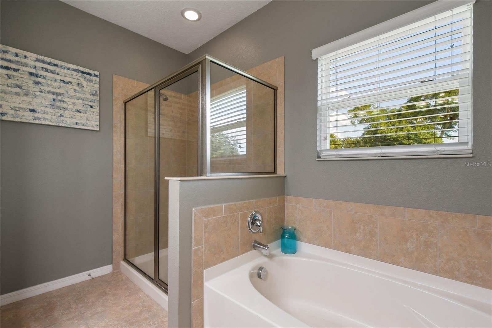 814 WALKERS GROVE LN