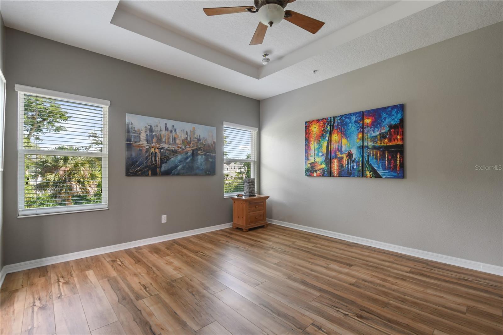 814 WALKERS GROVE LN