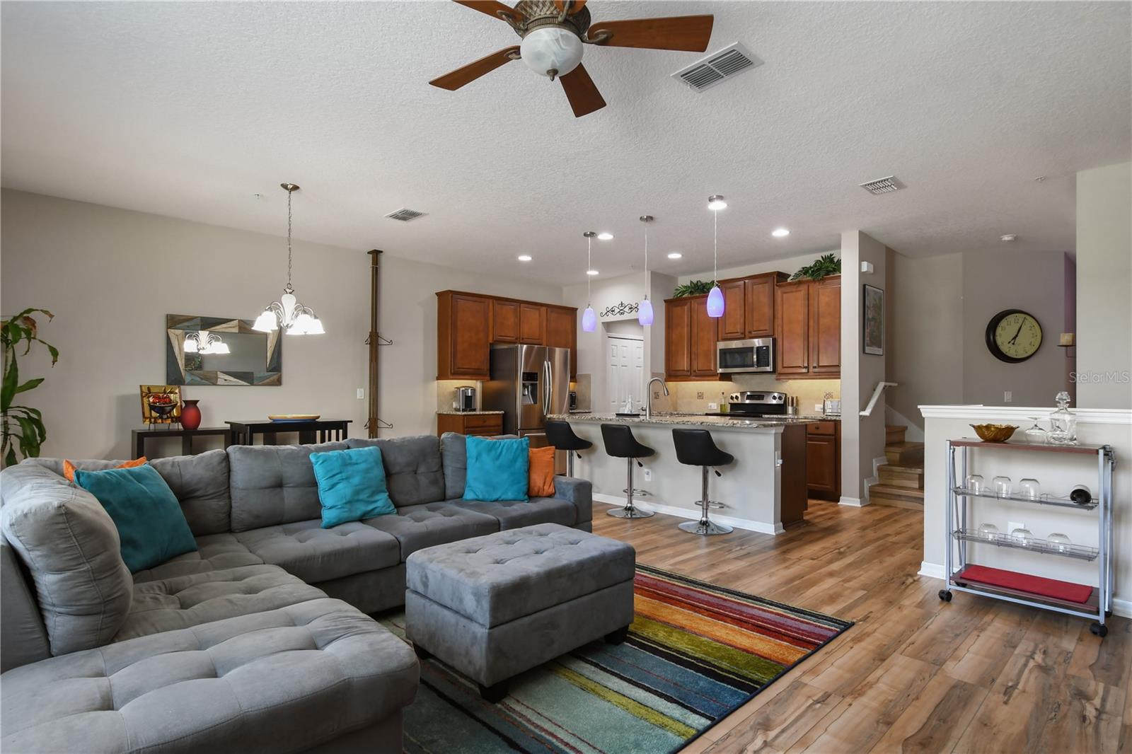 814 WALKERS GROVE LN