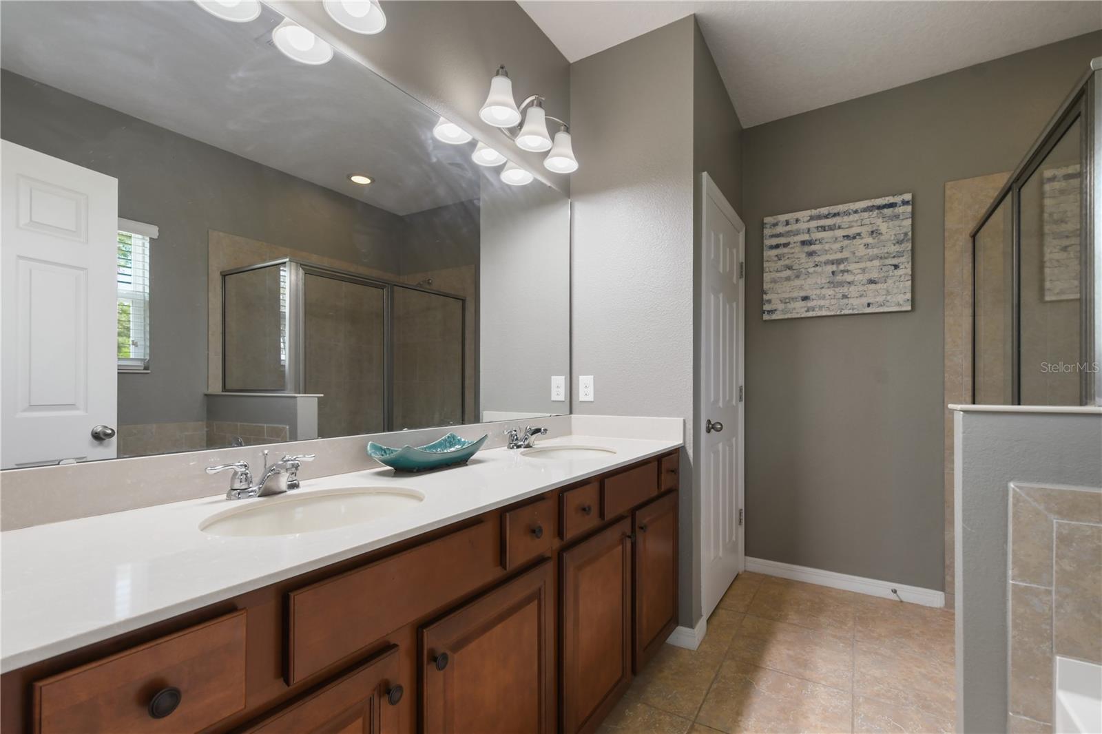 814 WALKERS GROVE LN