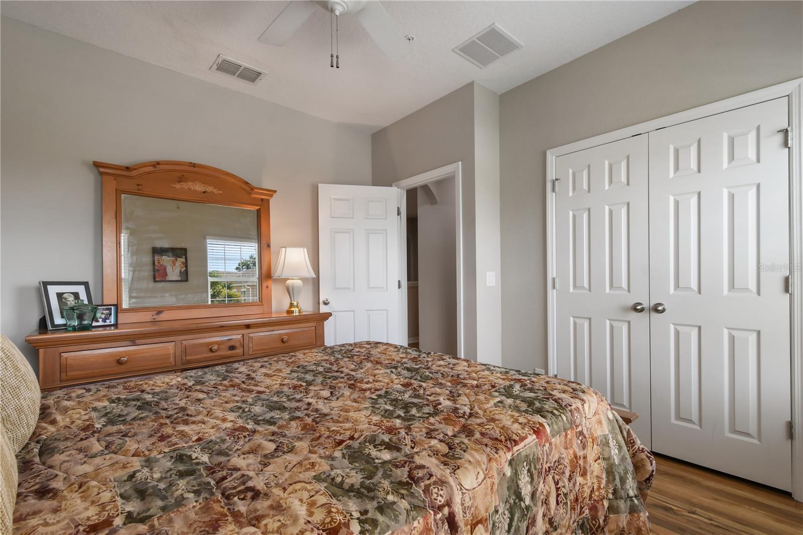 814 WALKERS GROVE LN