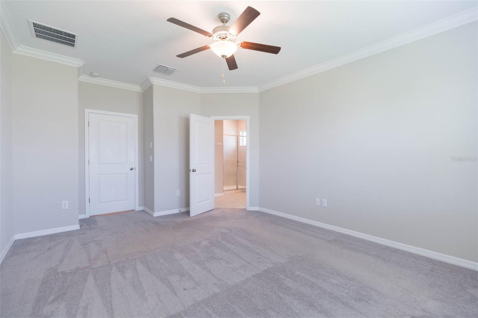 31588 BLUE PASSING LOOP