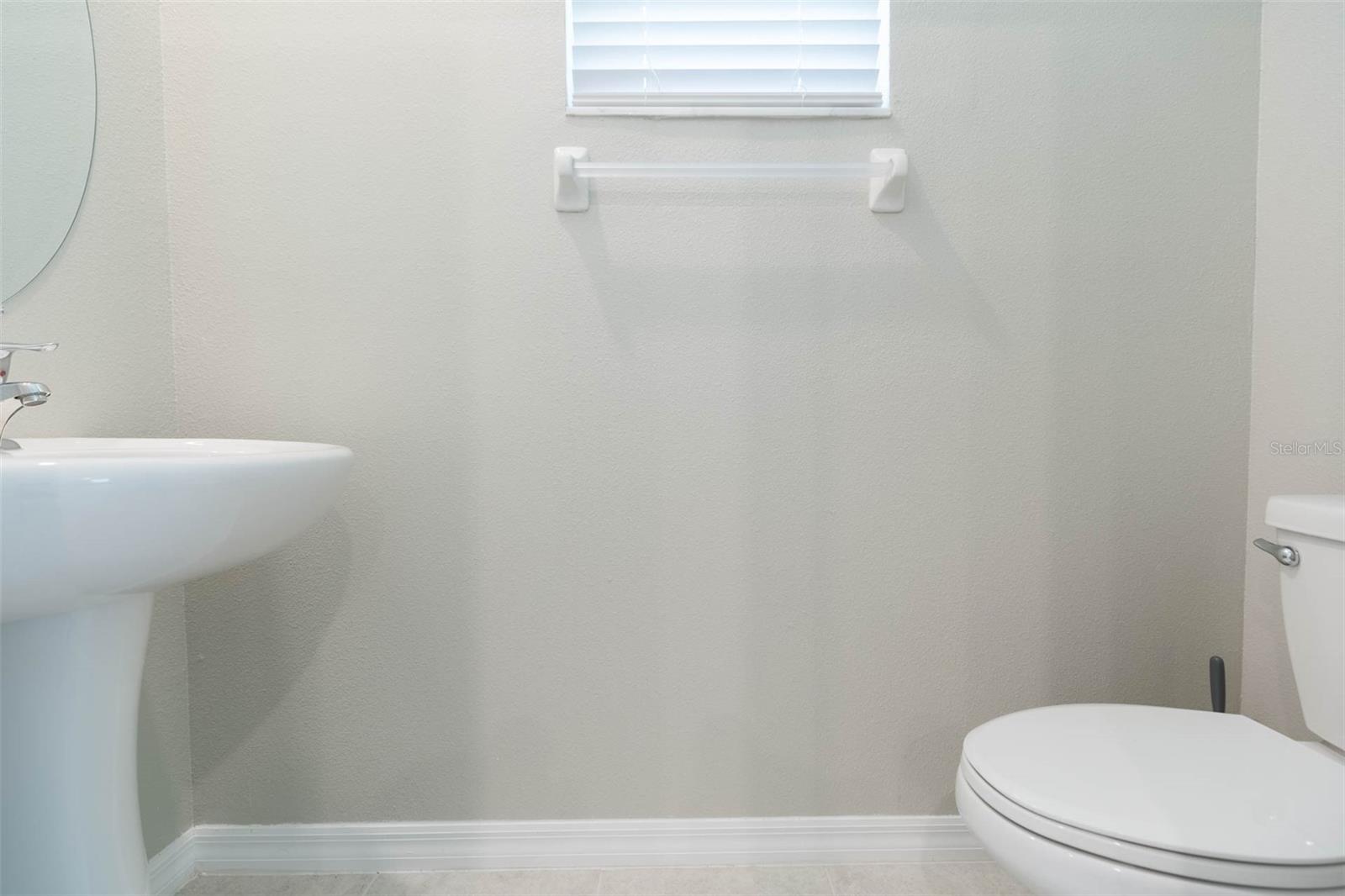 31588 BLUE PASSING LOOP