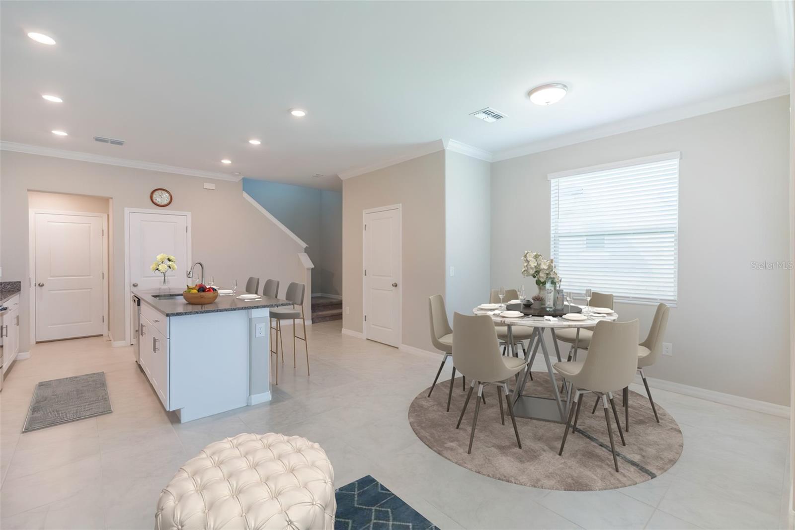 31588 BLUE PASSING LOOP