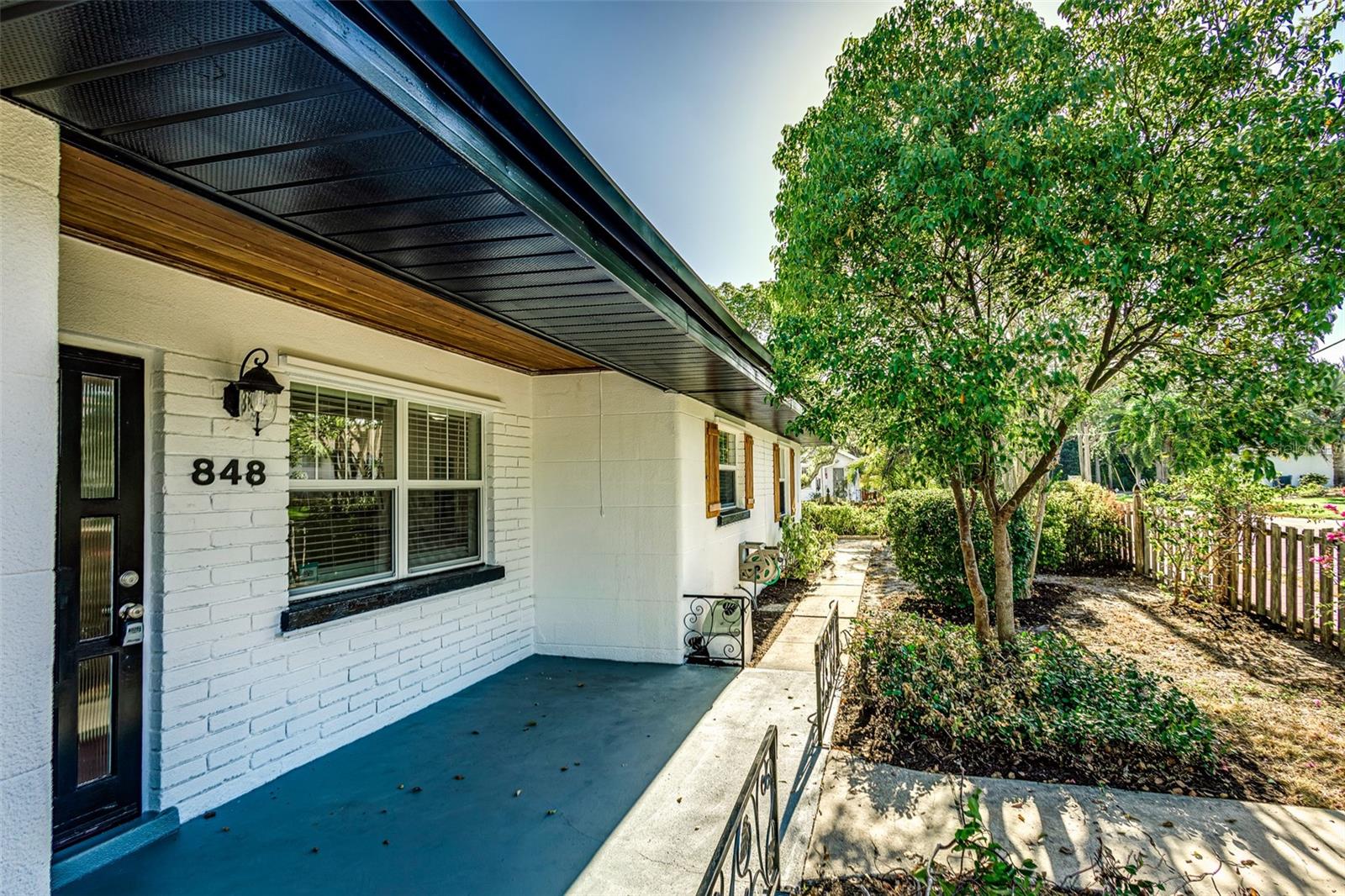 848 MYRTLE ST
