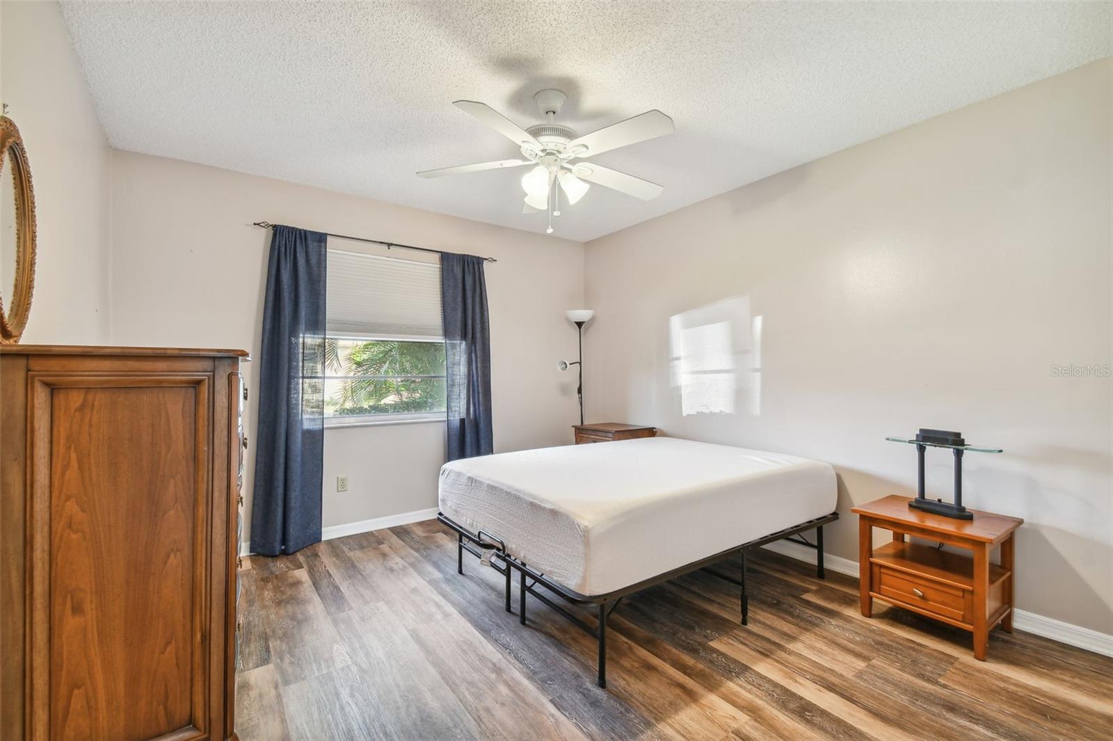 140 GLENDOWER CIR #1