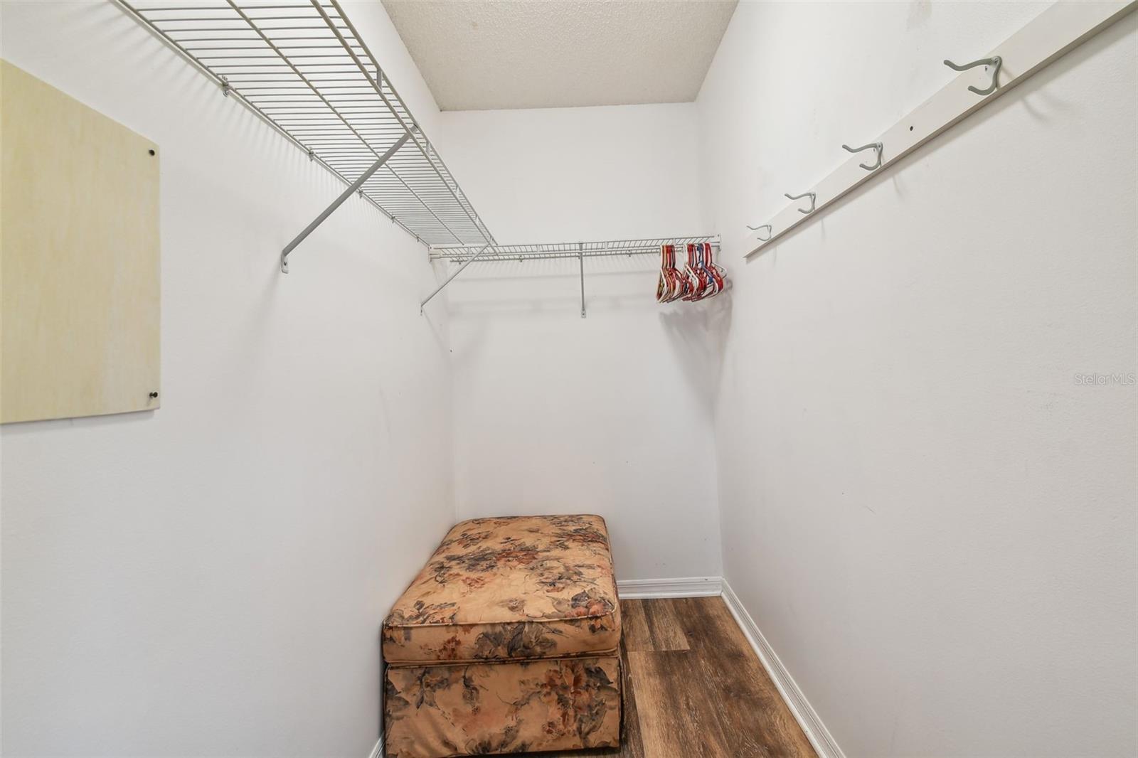 140 GLENDOWER CIR #1