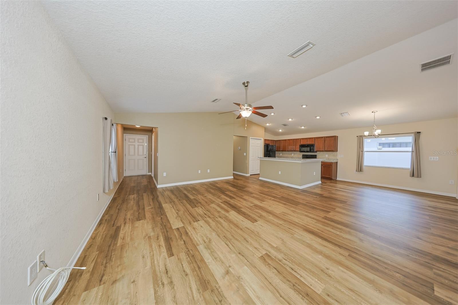 1016 CHANDLER SNOWDEN CT