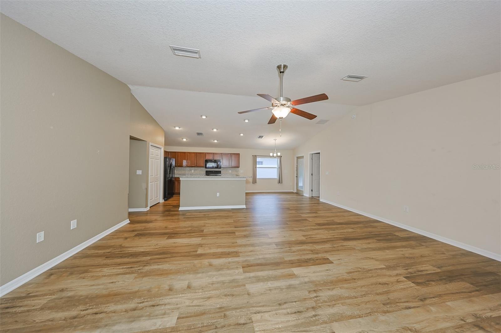 1016 CHANDLER SNOWDEN CT