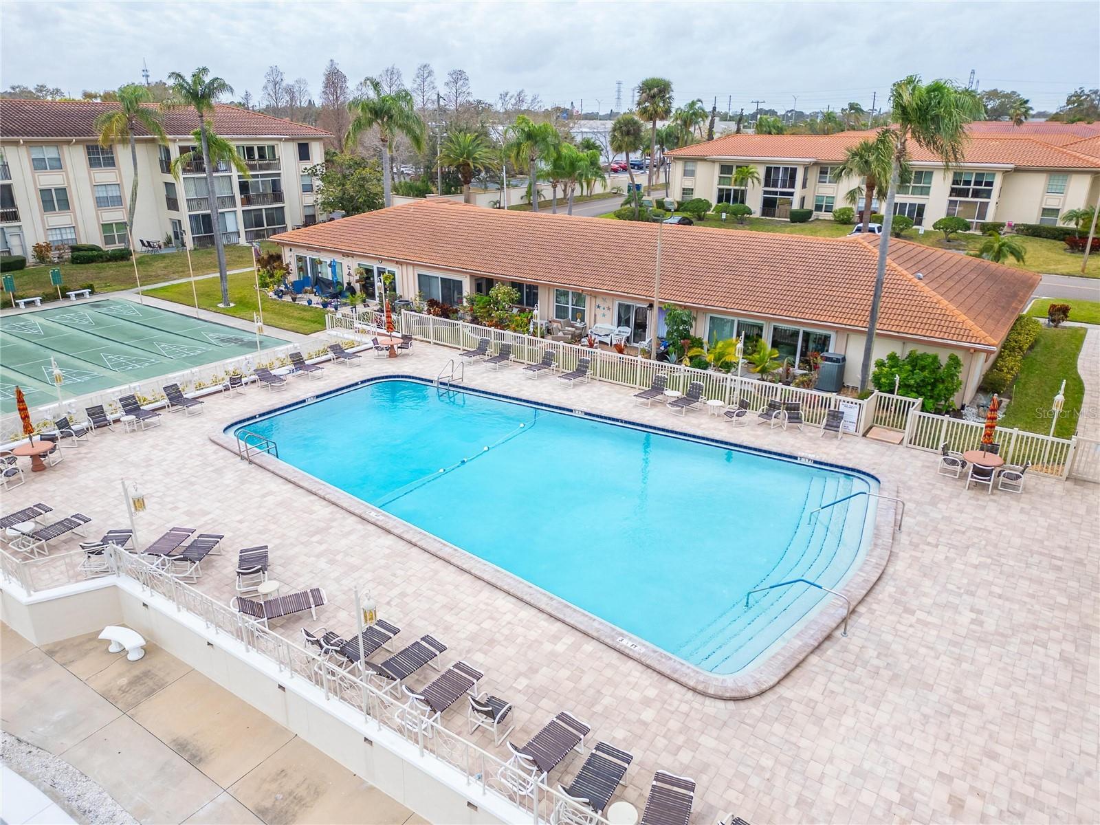 19029 US HIGHWAY 19 N #25F