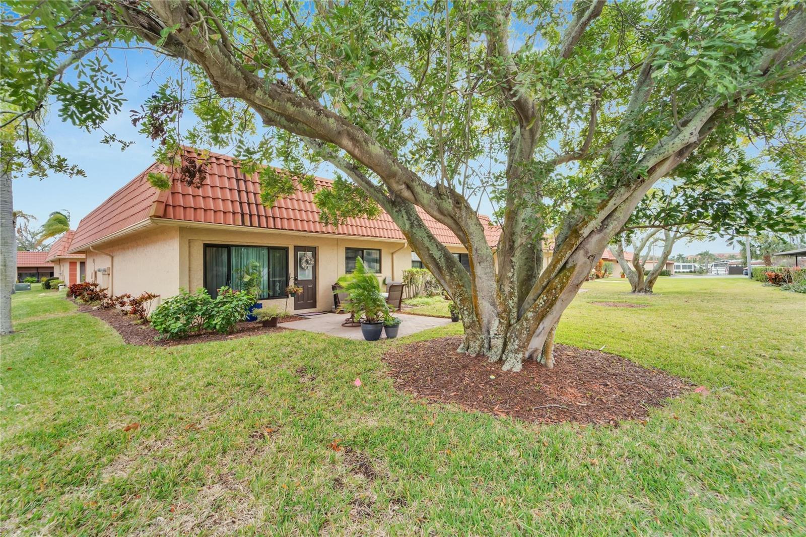 19029 US HIGHWAY 19 N #25F