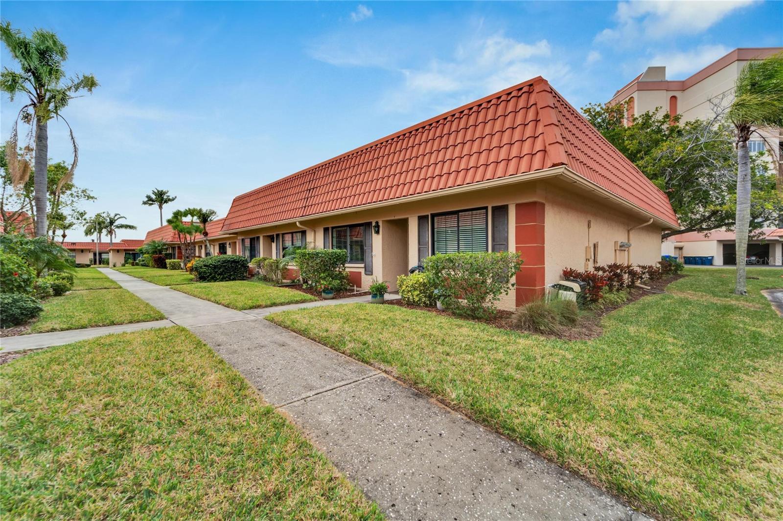 19029 US HIGHWAY 19 N #25F