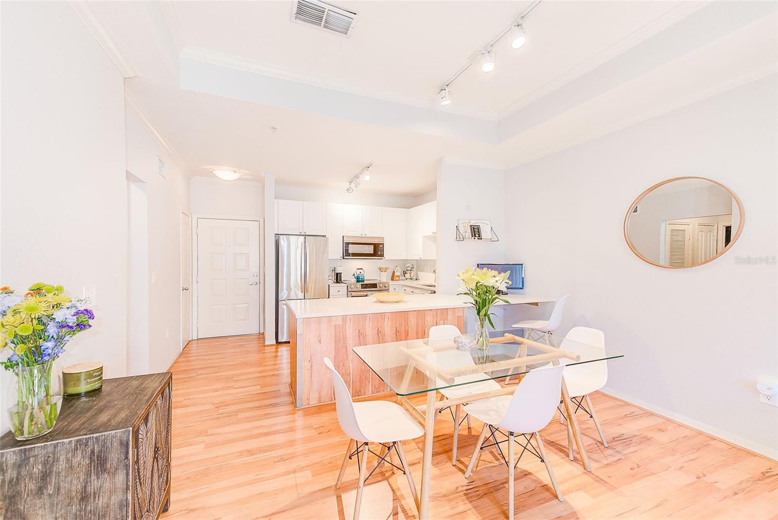 4221 W SPRUCE ST #2402