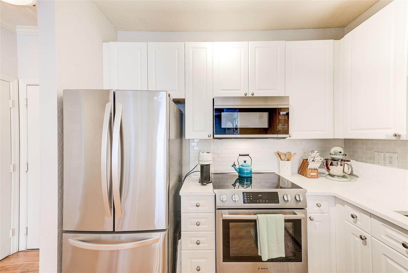 4221 W SPRUCE ST #2402