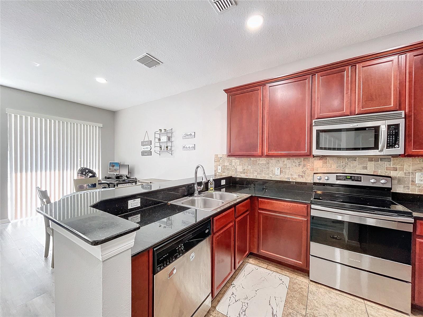 19245 STONE HEDGE DR