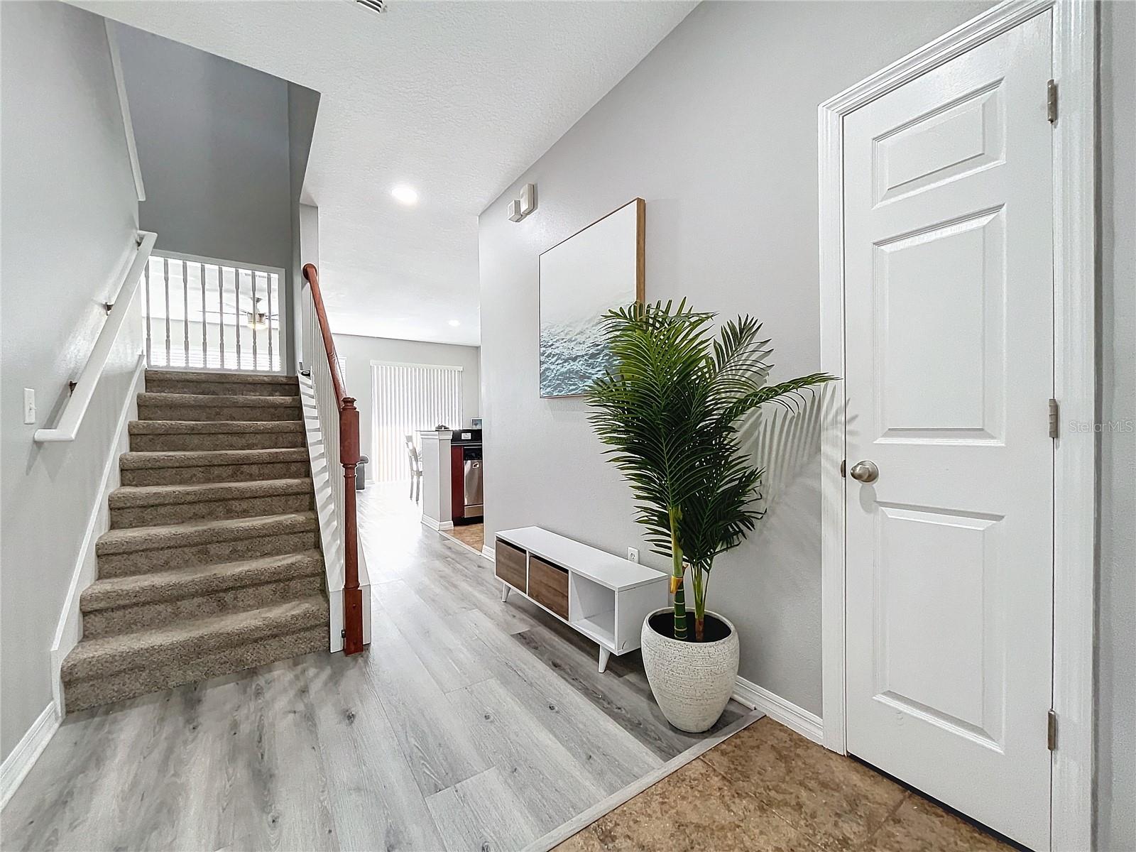 19245 STONE HEDGE DR