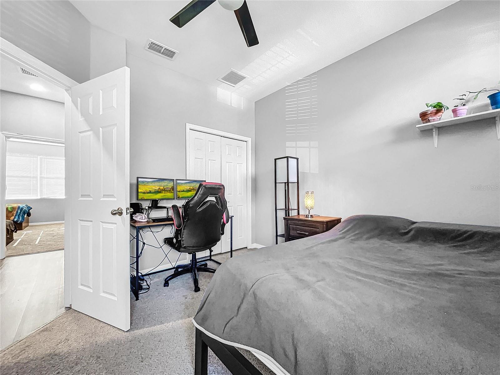 19245 STONE HEDGE DR