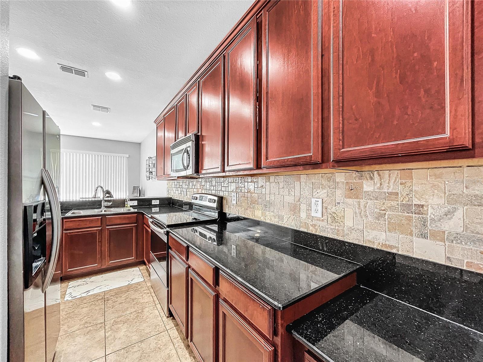 19245 STONE HEDGE DR