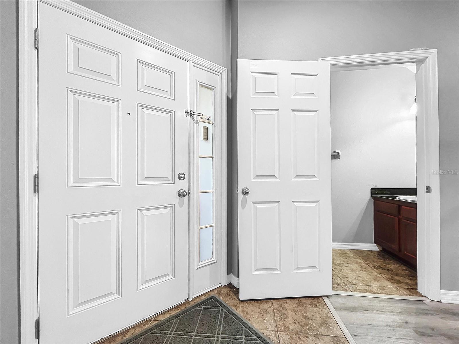 19245 STONE HEDGE DR