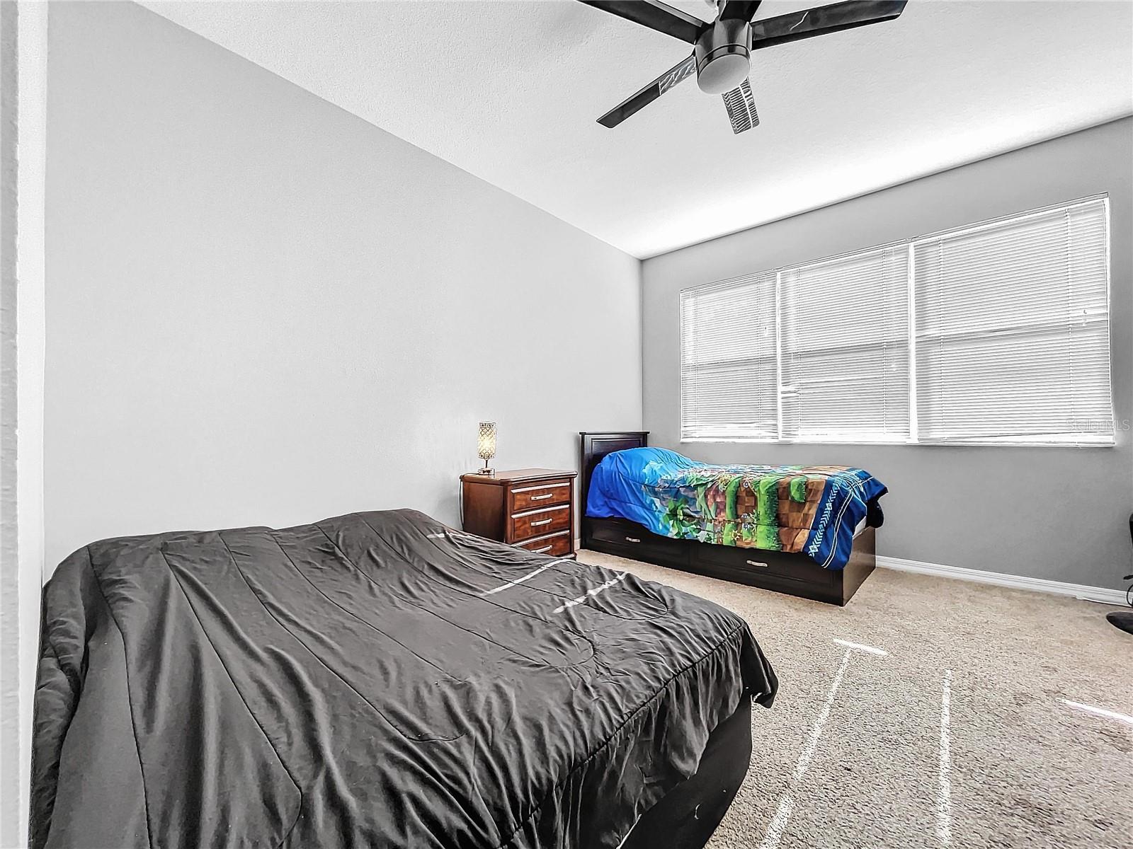 19245 STONE HEDGE DR