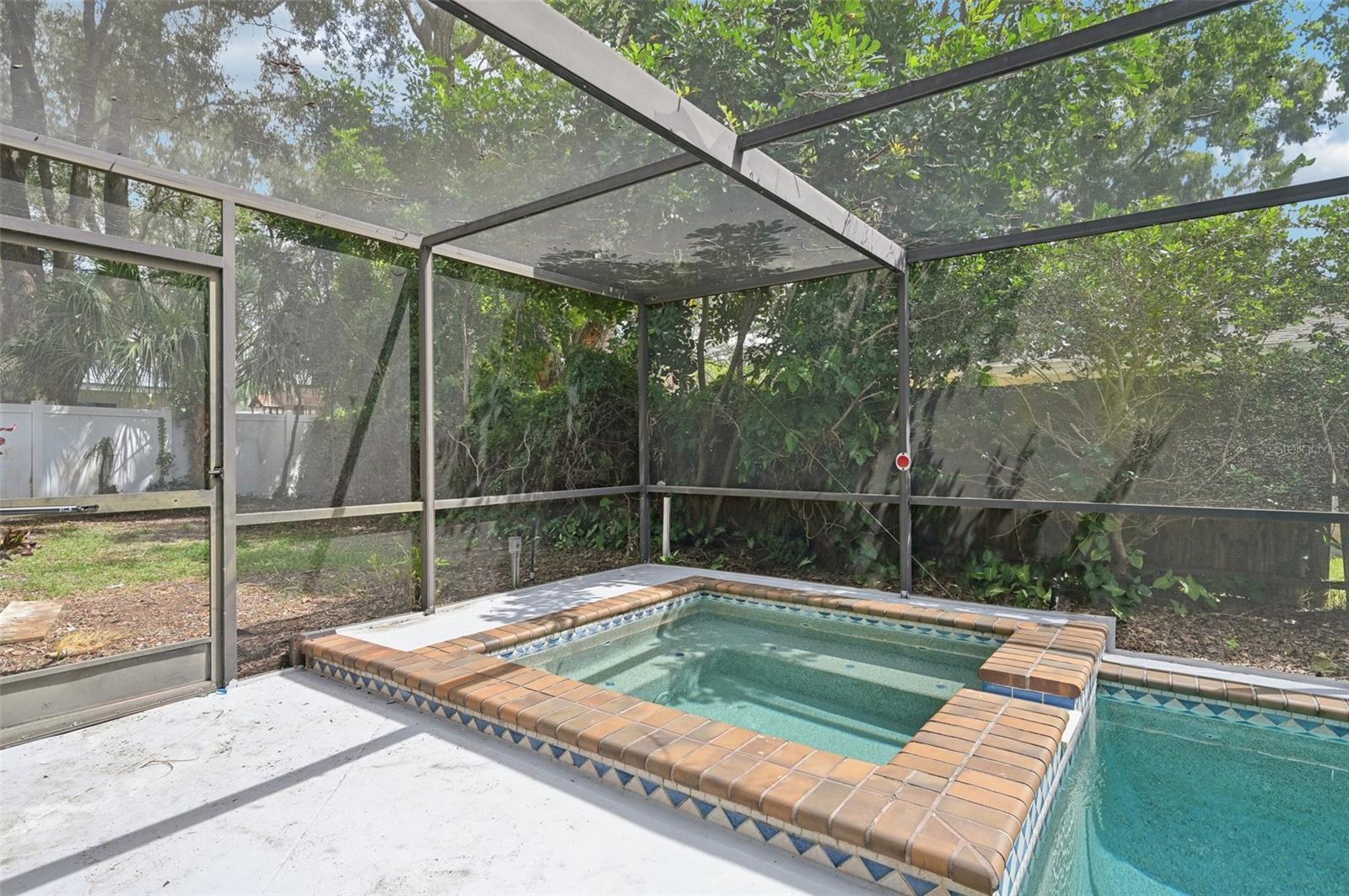 6605 POINTE WEST BLVD