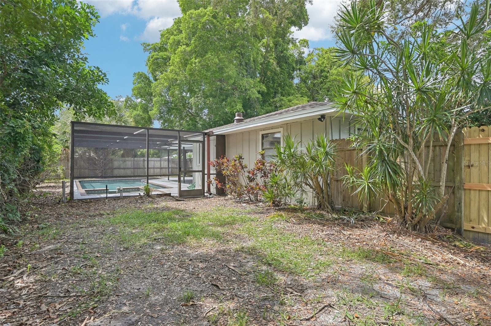 6605 POINTE WEST BLVD