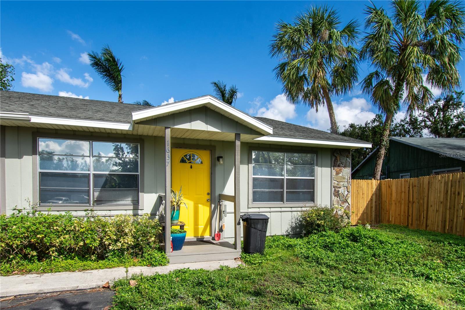 1637/1639 82ND STREET CT E