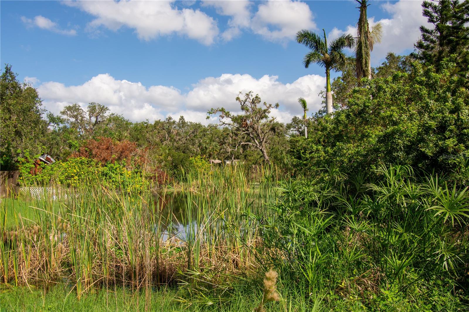 1637/1639 82ND STREET CT E