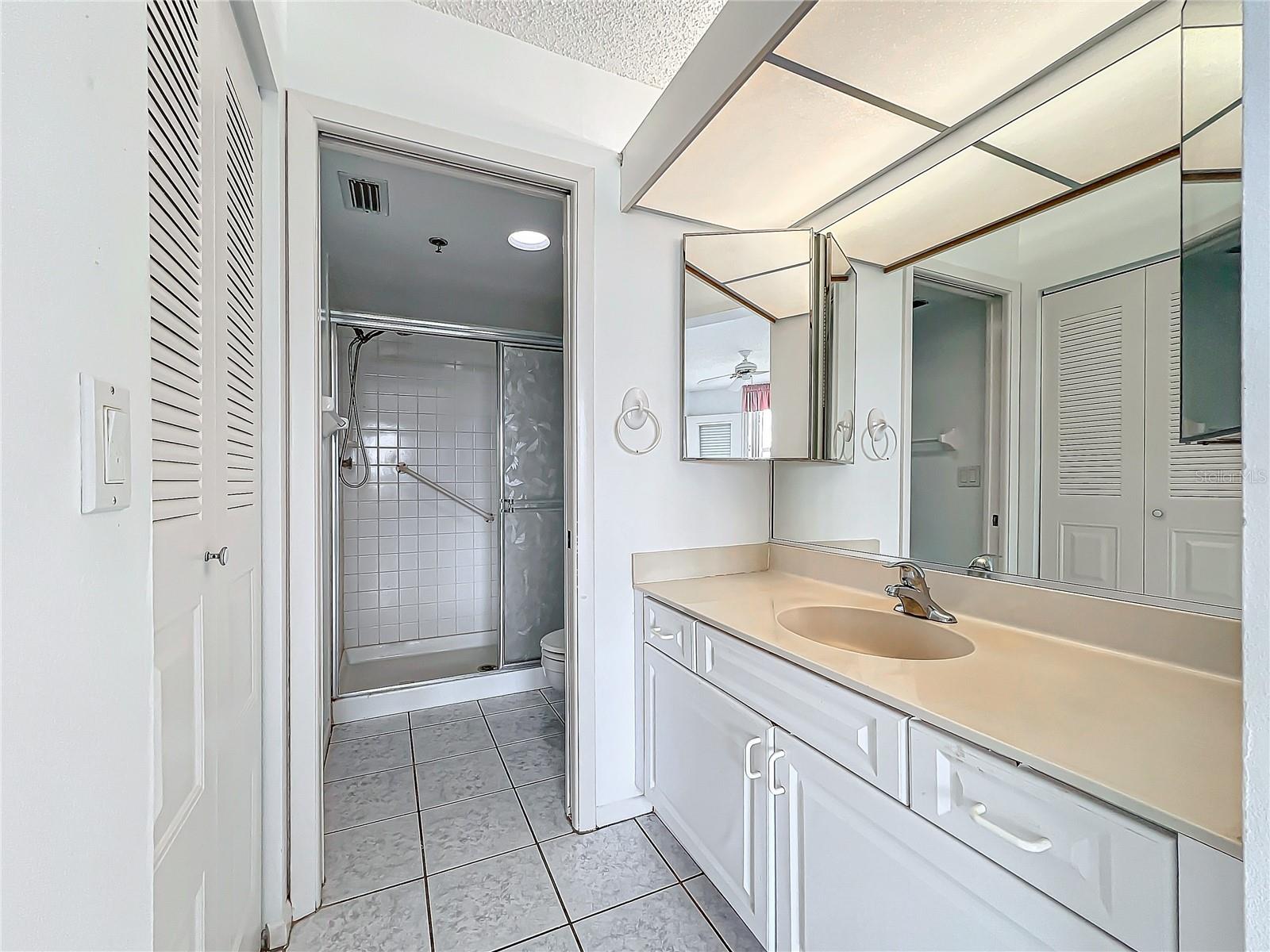 4410 FAIRWAYS BLVD BLVD #607