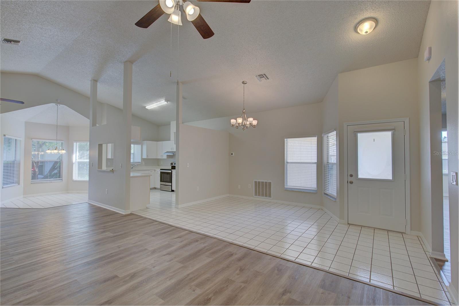 5624 29TH STREET CIR E