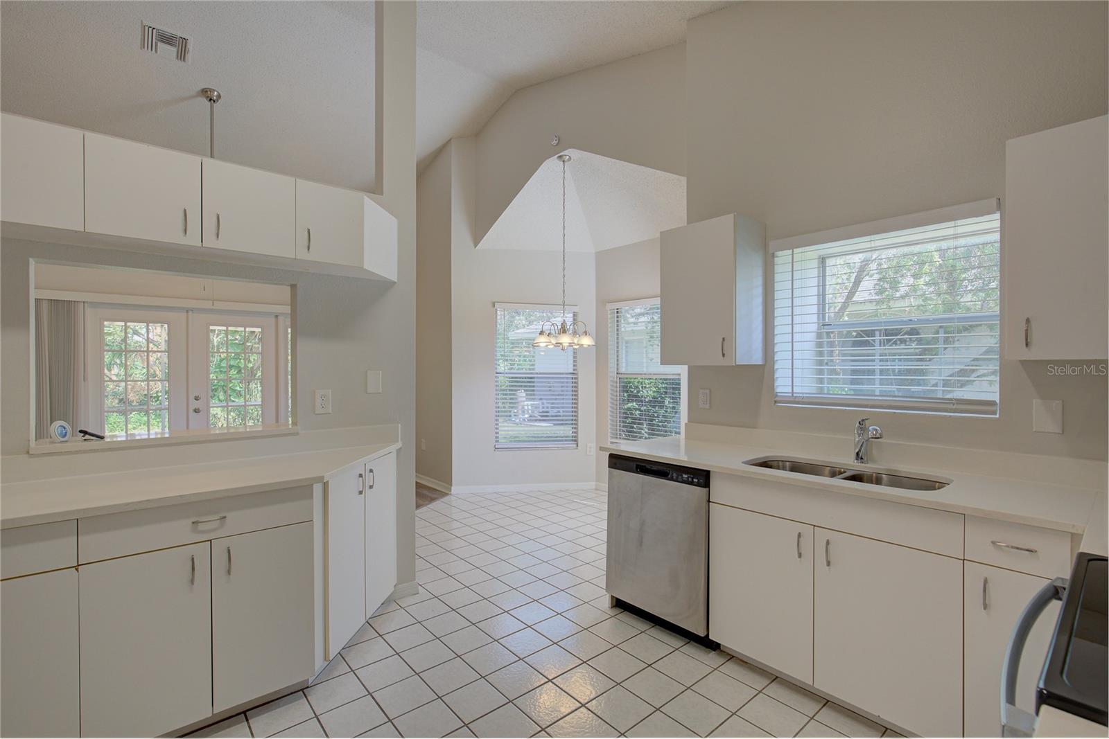 5624 29TH STREET CIR E