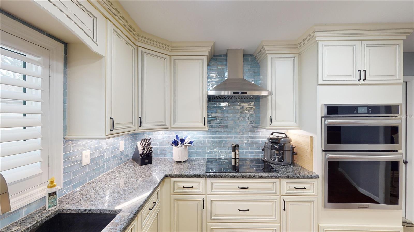 6806 PARADISE BAY WAY